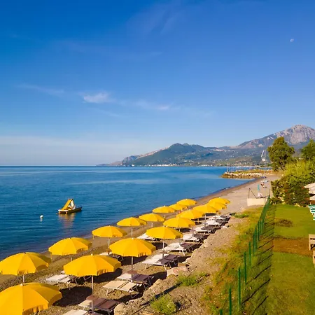 ホテル Eden Park Cilento Ispani