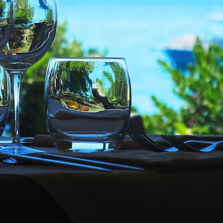 Eden Park Cilento ホテル 3*